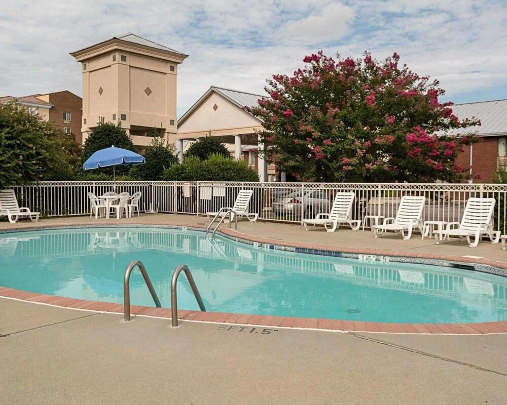 Comfort Inn Petersburg Near Fort Gregg-Adams Extérieur photo
