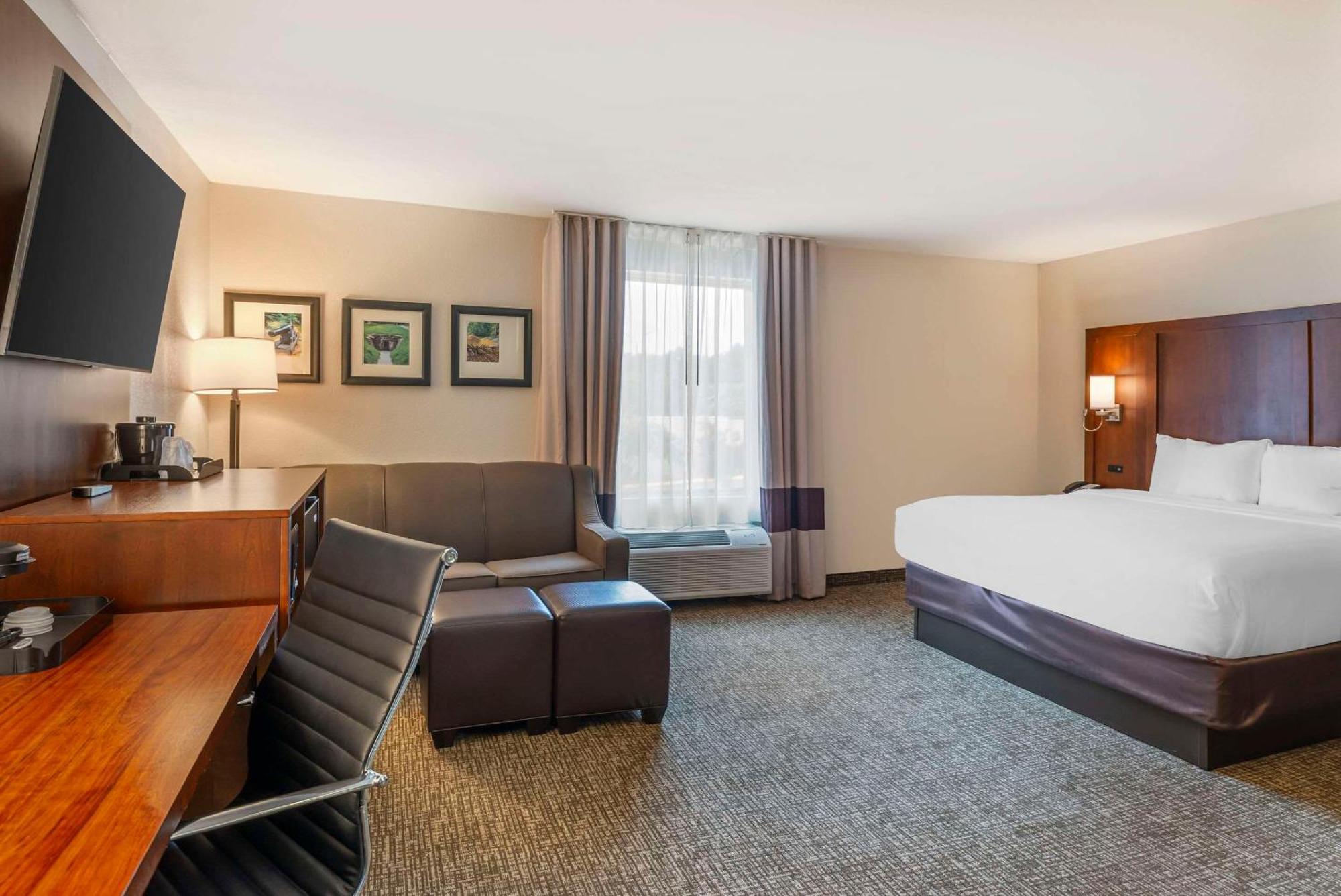 Comfort Inn Petersburg Near Fort Gregg-Adams Extérieur photo